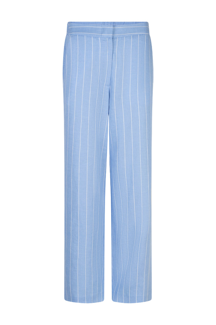 Linnen broek in Pacific Blue van EsQualo, met een losse pasvorm en elastische taille, gedragen door een model.