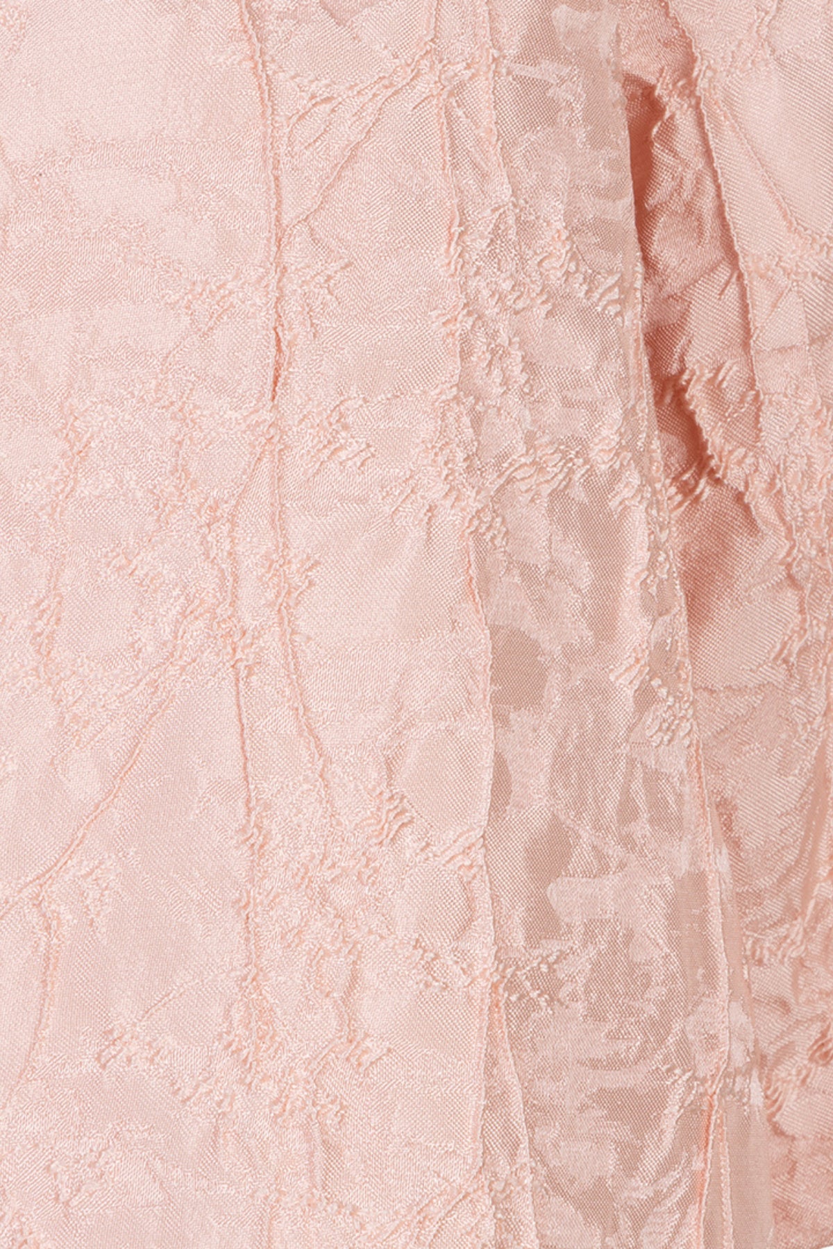 EsQualo Top Balloon Jacquard Faded Rose met bloemenmotief en ronde hals, gedragen door model.