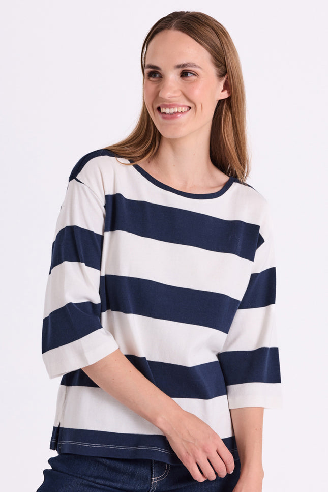 T-shirt Fqfamila Star Offwhite Navy Blazer 207642