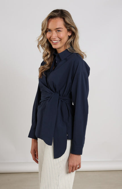 Nukus Blouse Aneta Navy NKS01191 Stretchshop.nl