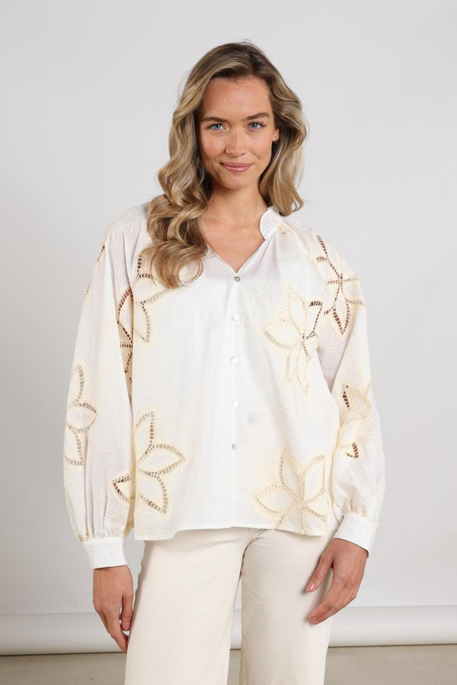 Blouse Bridget Embroidery Offwhite NKS02139