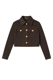 Laarzen in bruine Loa Mocha jas van Elvira Casuals met capuchon en knopen, gedragen door een model op een straat.