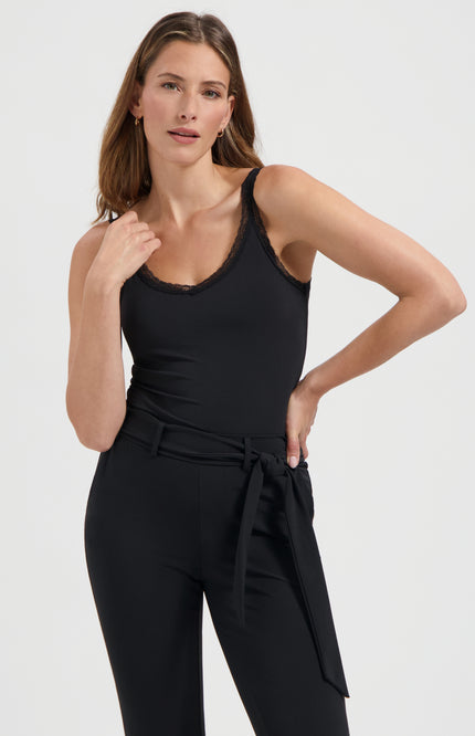 Travel Top Lacy Black L21-275-0060