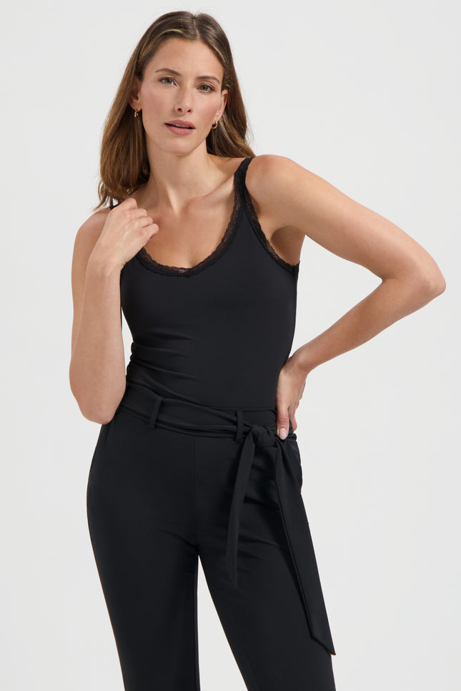 Travel Top Lacy Black L21-275-0060