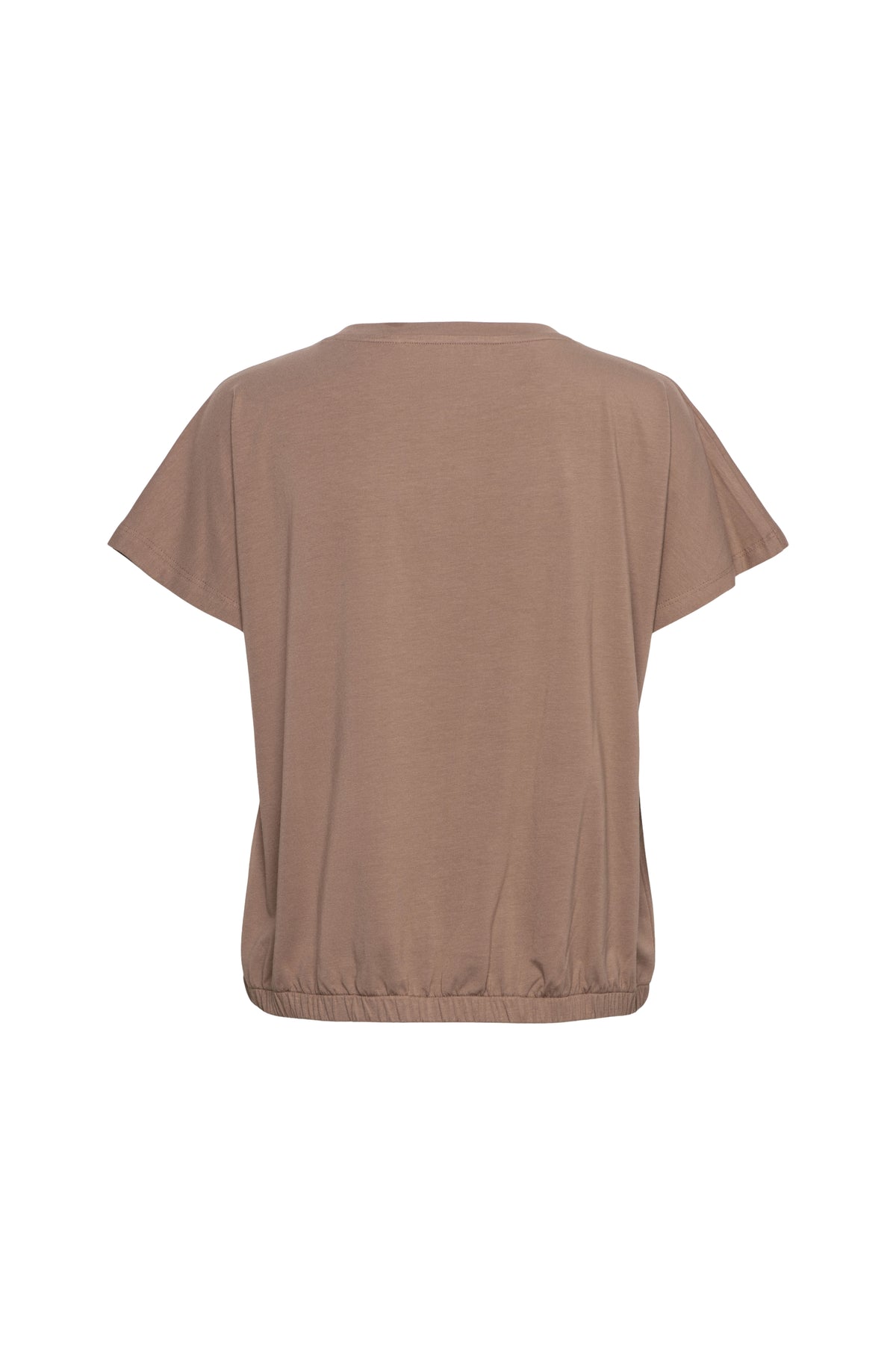 Taupe top Terese van &Co woman met korte mouwen en ronde hals, gedragen door een model.