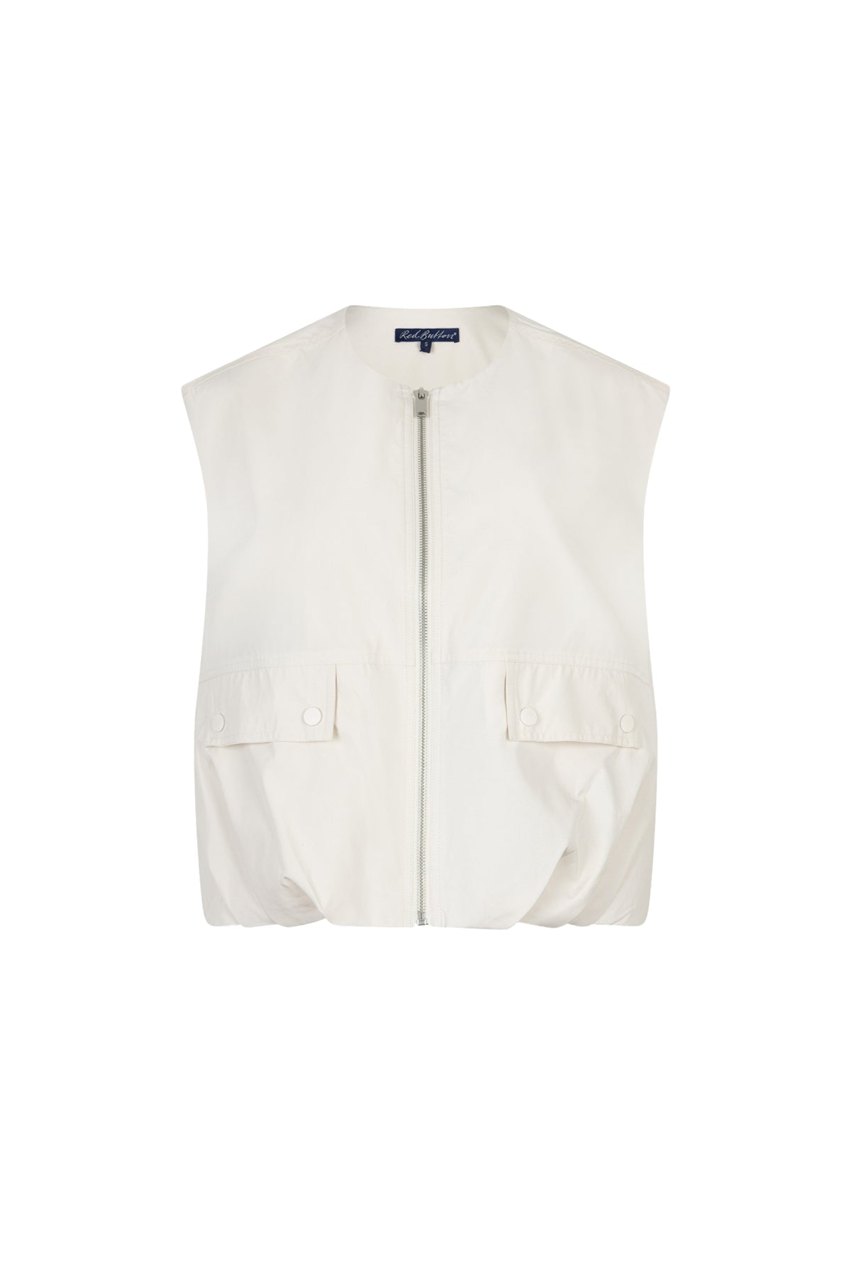 Lichte blauwe jas van Red Button met parelaccenten en gathering details, model Ivy Gathering Pearl, voor een stijlvolle look.