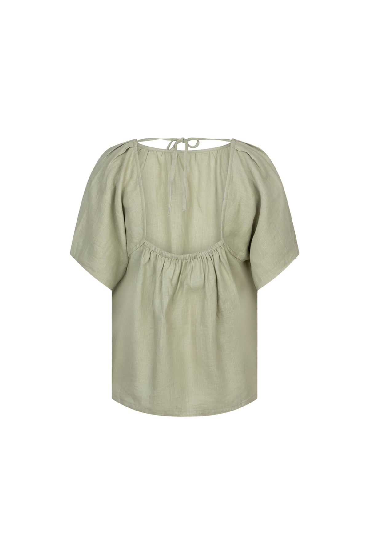 Groene linnen blouse van EsQualo met opvallende rugdetail en zachte textuur, gedragen door een model.