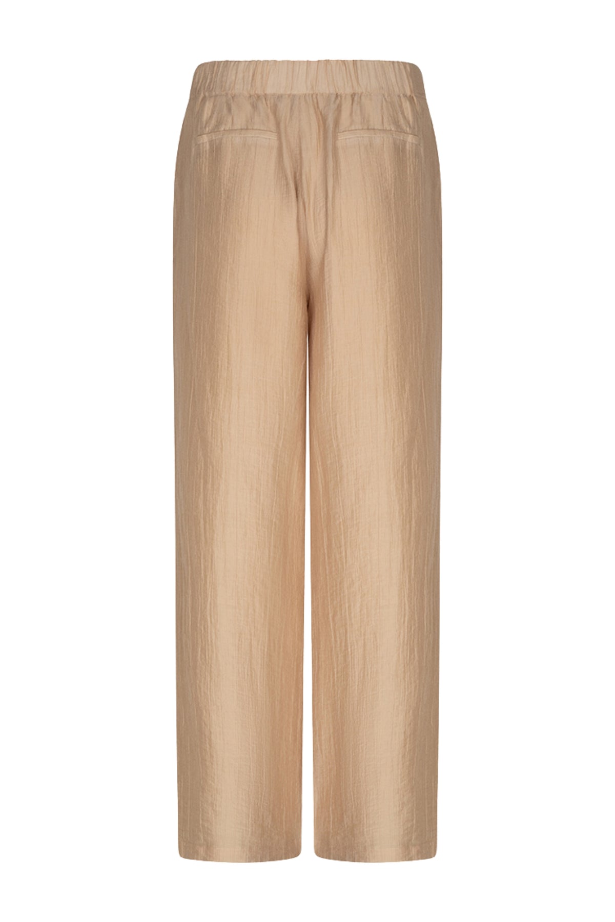 Lichte crinkle wide broek van EsQualo in zandkleur, model Larissa, zichtbaar met losse pasvorm en elastische taille.