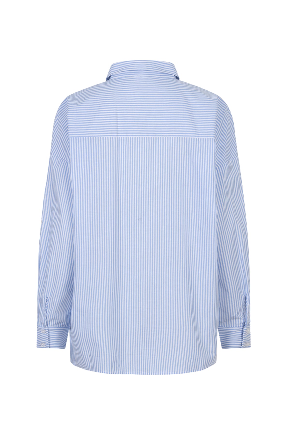 Witte en blauwe gestreepte blouse met bloemenpatch van EsQualo, vrouwelijke stijl en zachte stof, gedragen door een model.