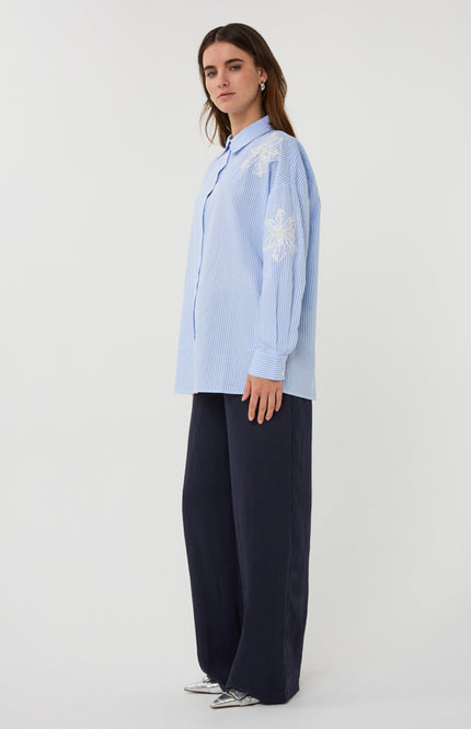 EsQualo Blouse Striped Flower Patch White Blue SP26.14028 Stretchshop.nl