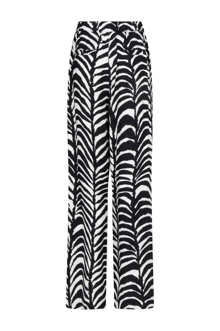 Tramontana Palm Eclipse print broek in zwart met groene en blauwe patronen, modieus en comfortabel voor dagelijks gebruik