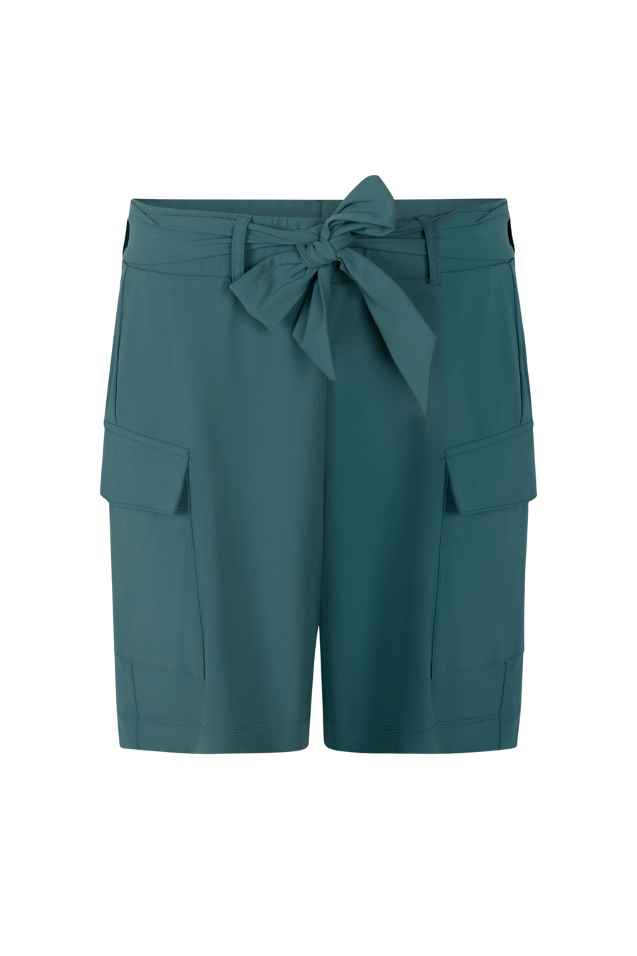 Zoso Travel Short Dion Groen, comfortabele korte broek met elastische taille en zakken, geschikt voor reizen en casual wear.