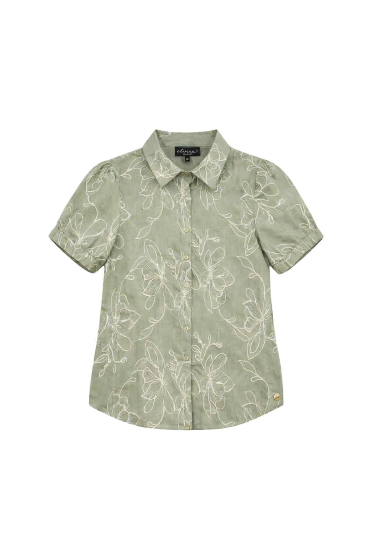 Elvira Casuals blouse Nadia in sagegroen met lange mouwen en knoopsluiting, gedragen door een model.