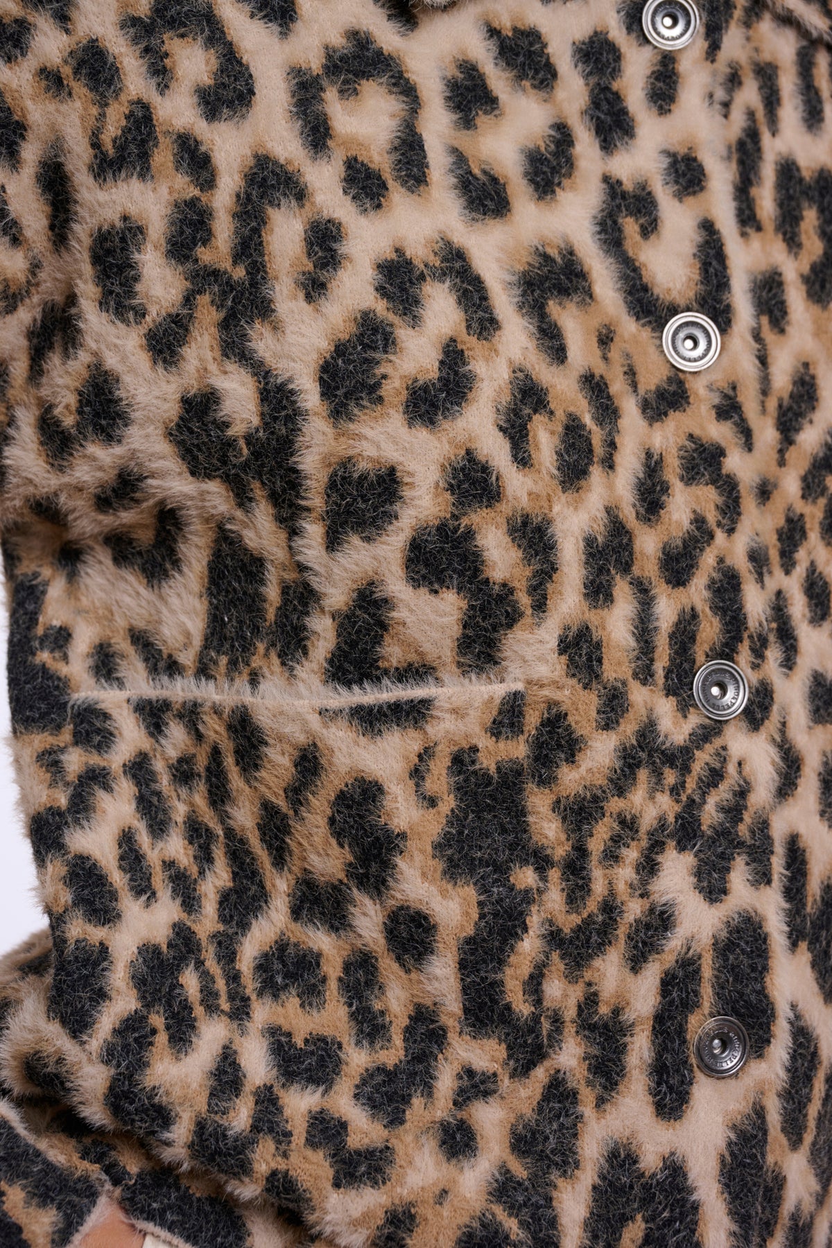Lichte leopardprint jas van Rino & Pelle met comfortabele pasvorm en stijlvolle uitstraling, geschikt voor dagelijks gebruik.