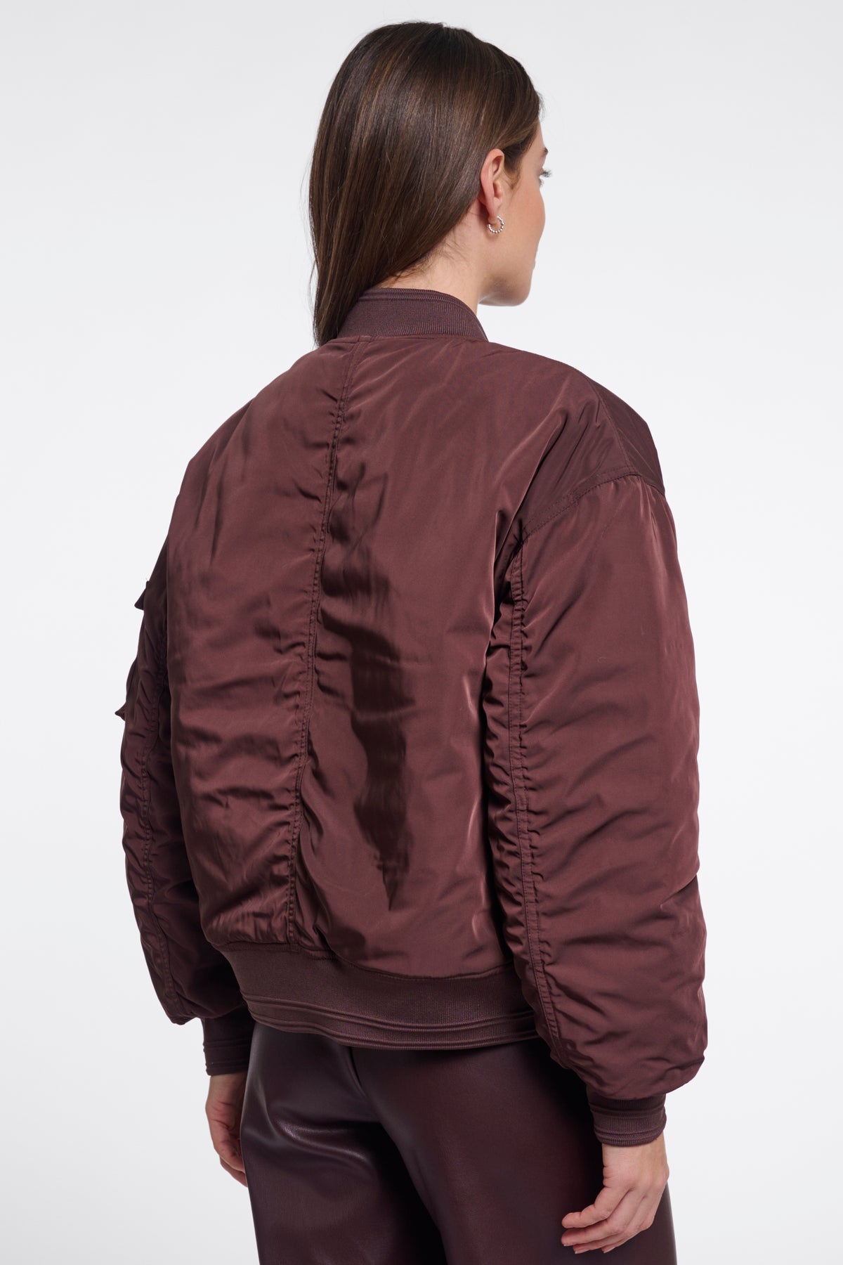 Lichte blauwe Djenna jas van Rino & Pelle met een stijlvolle, zachte cloakwash en elegante uitstraling.