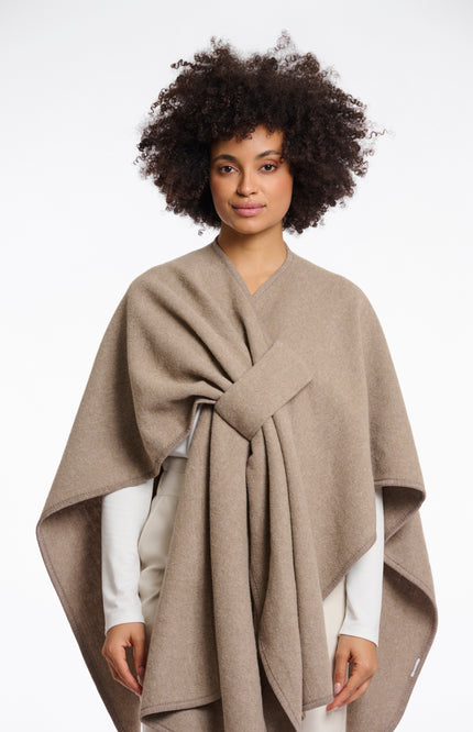 Rino & Pelle Cape Marwa Toffee Stretchshop.nl