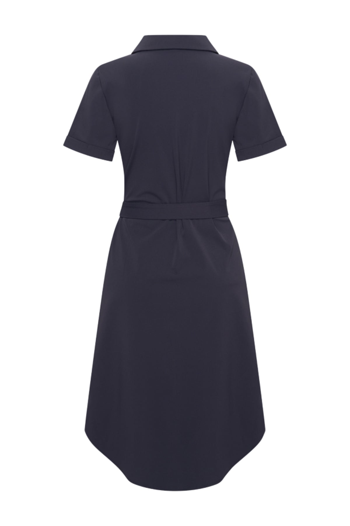 Navy blauwe travel jurk van Mi Piace, model Larissa, met comfortabele pasvorm en stijlvolle uitstraling, geschikt voor reizen.