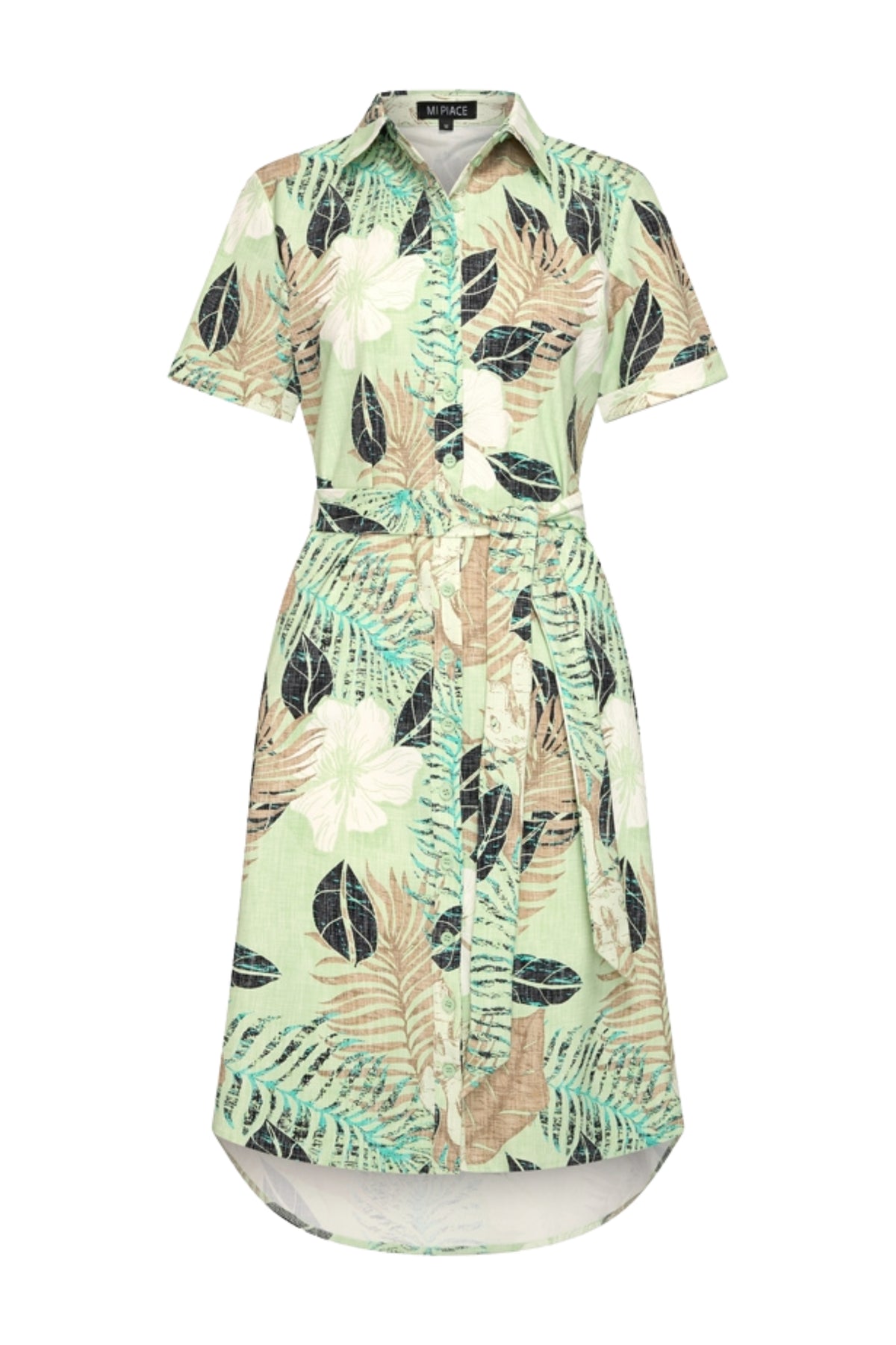 Lieve pistachegroene travel jurk met botanisch dessin en korte mouwen van Mi Piace, casual en luchtig voor reizen en zomerse dagen.