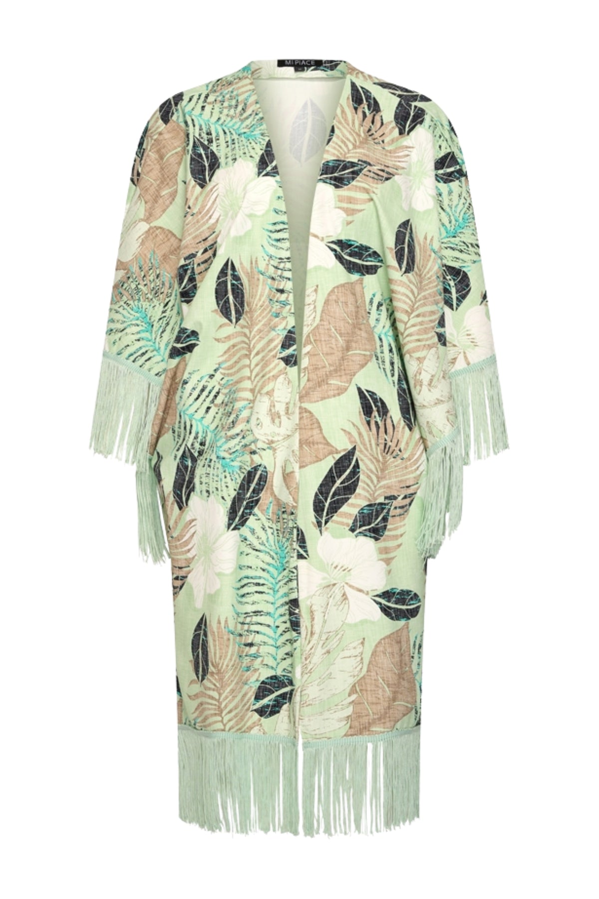 Mi Piace travel kimono met botanisch print in pistachekleur, luchtige stof en comfortabele pasvorm voor reizen en ontspannen.