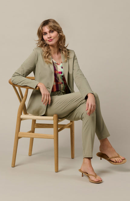 &Co woman Travel Broek Penny Khaki PA100-2 Stretchshop.nl