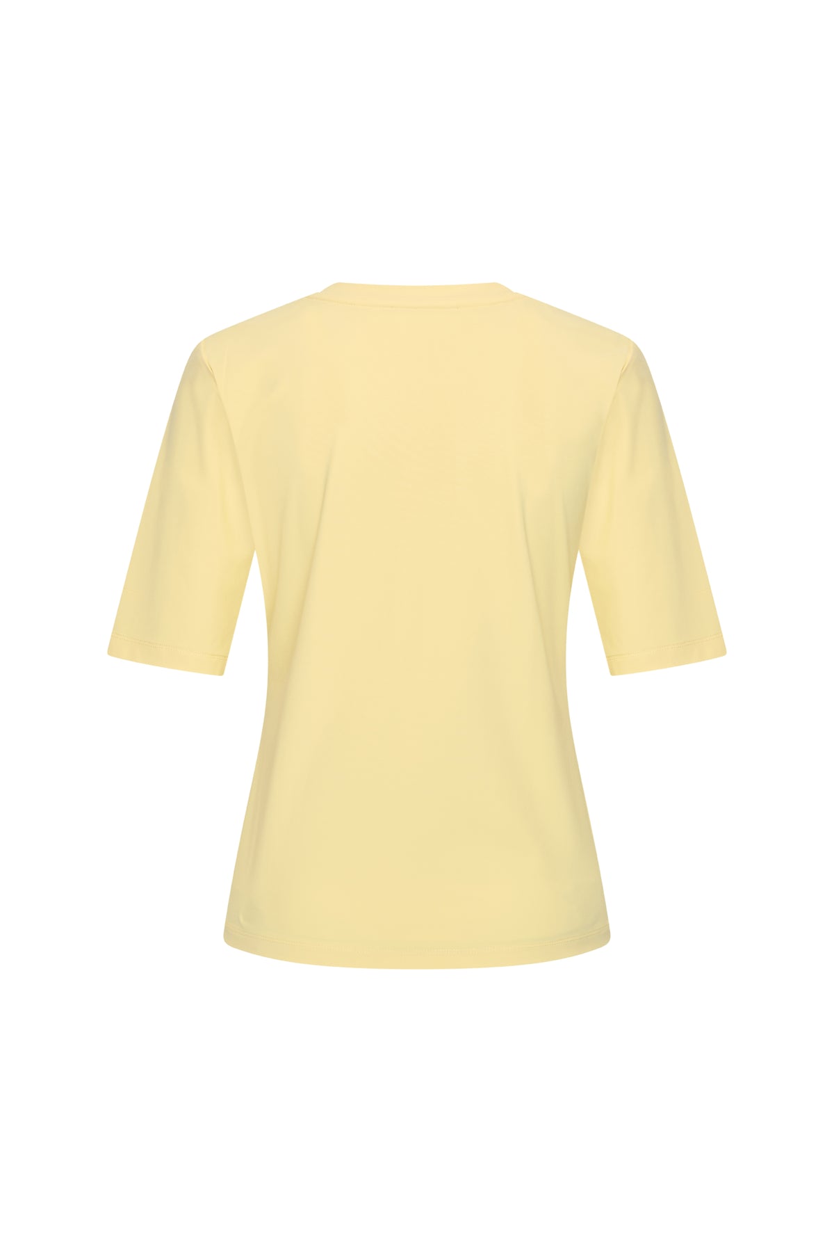 Lemon gele Travel Top van Mi Piace, zichtbaar in de afbeelding, geschikt voor reizen en casual wear.