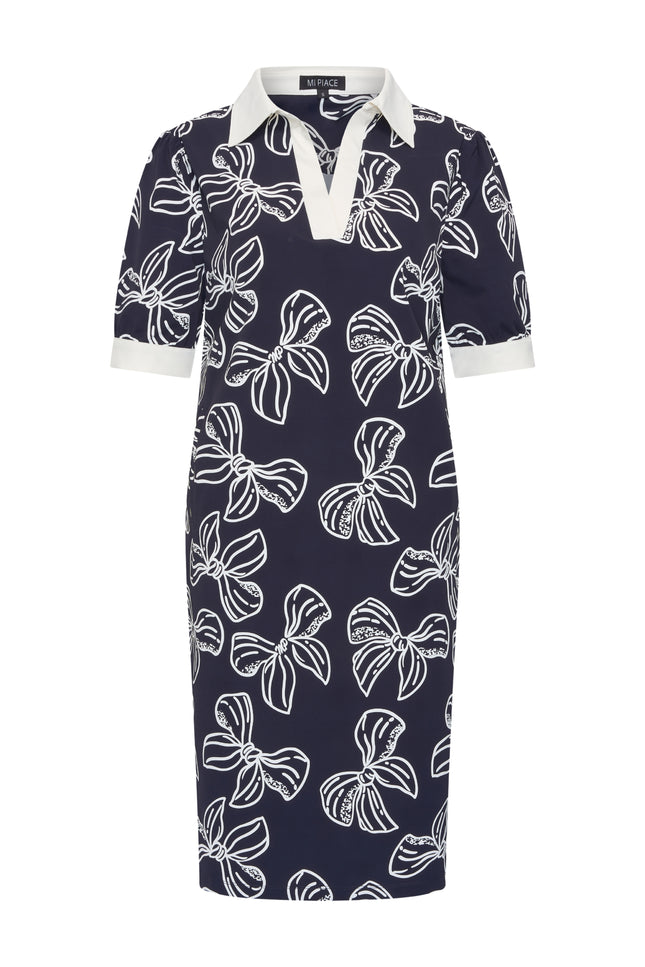 Mi Piace Travel Jurk Polo Bow Print Navy Offwhite 202854 Stretchshop.nl