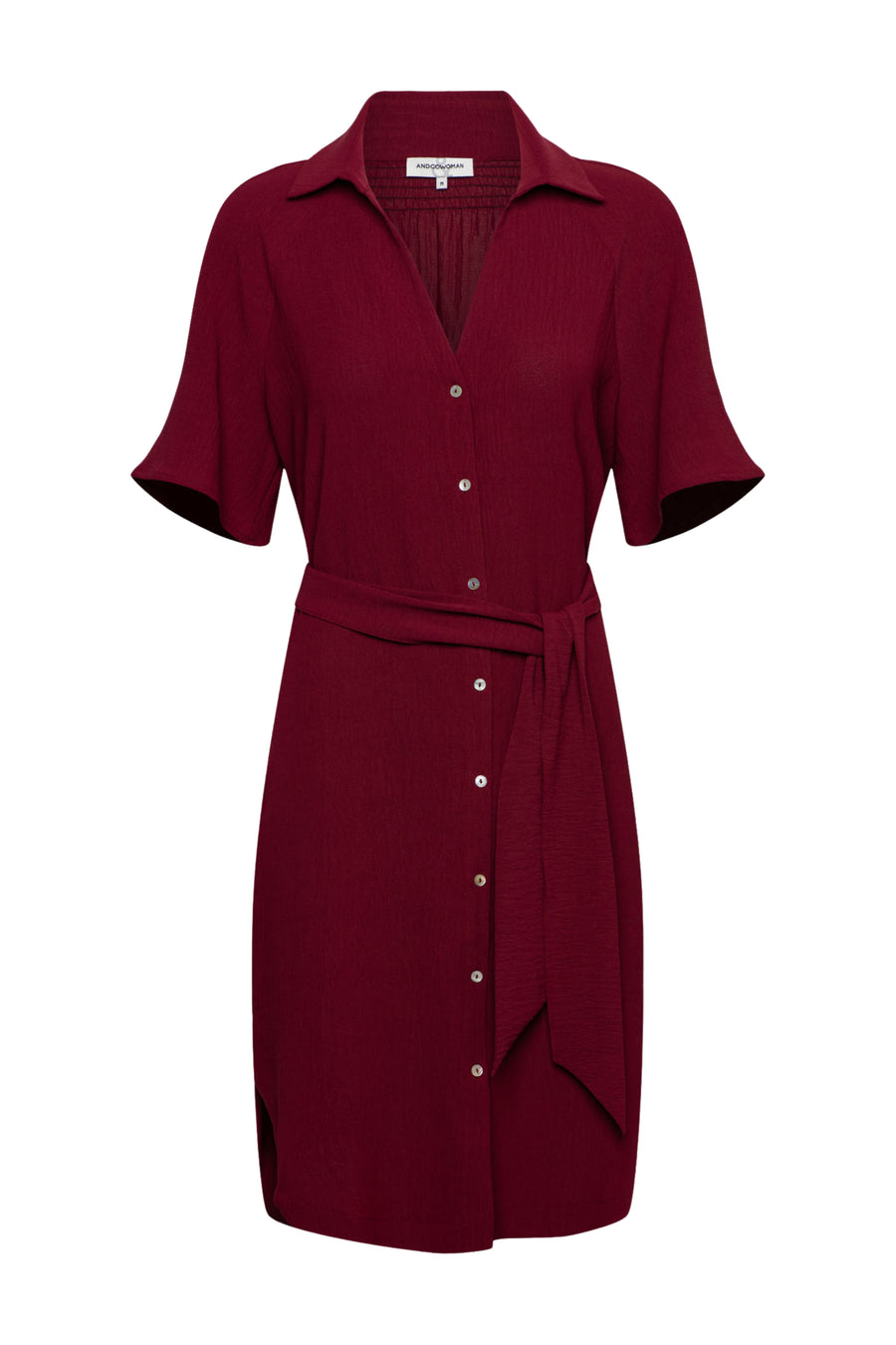 Zwarte jurk Margo Claret DR303 van &Co woman, getoond met close-up van de stof en details op de afbeelding.