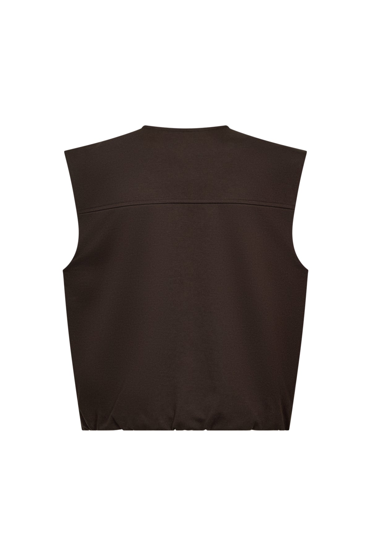 Donkergrijze Freequent Gilet Fqnanni Mole met rits en capuchon, gedragen door een model, close-up van de jas.