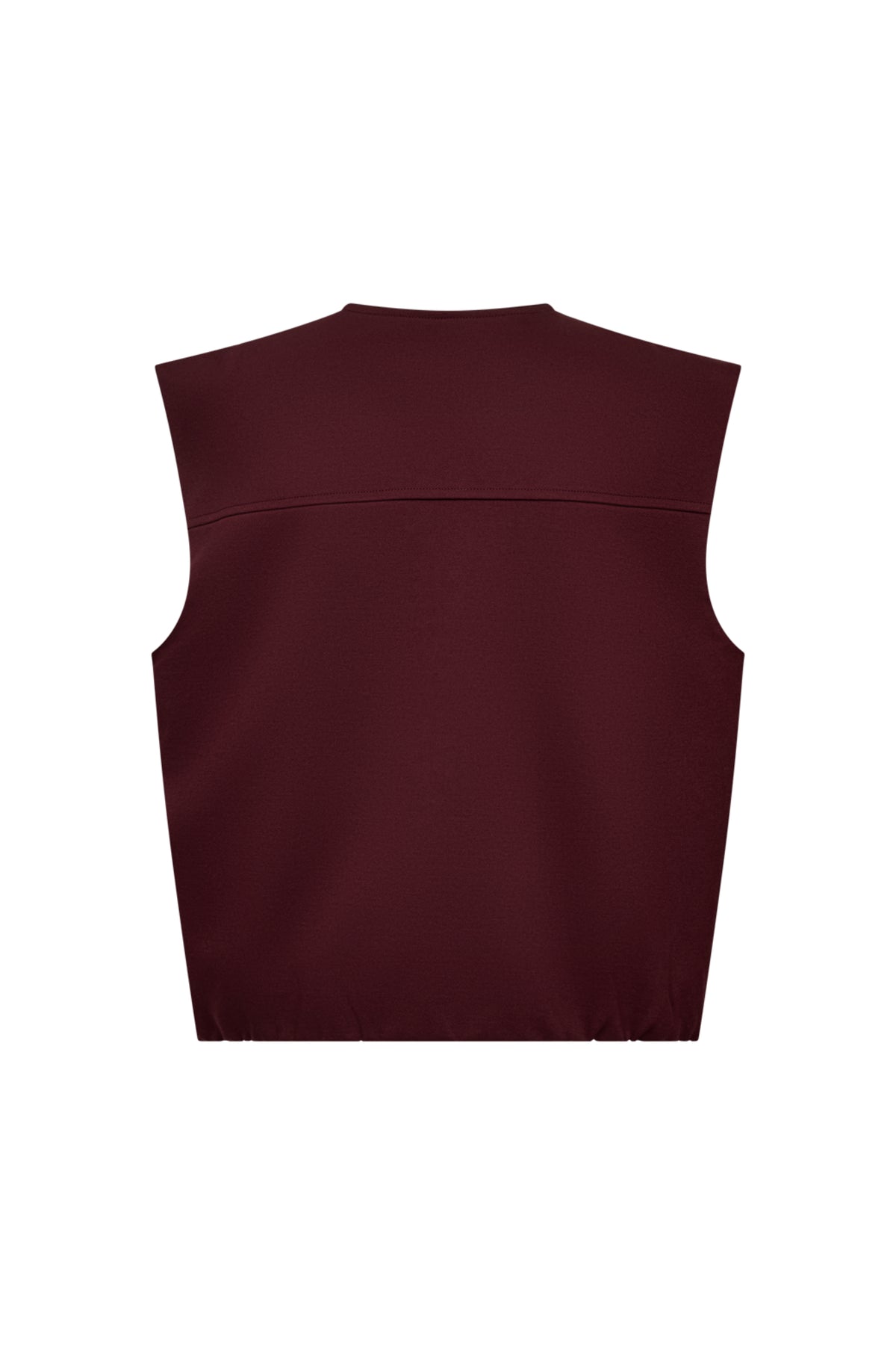 Gilet Freequent Fqnanni Port Royale met knopen en ronde hals, gedragen door een model, lichte en stijlvolle uitstraling.