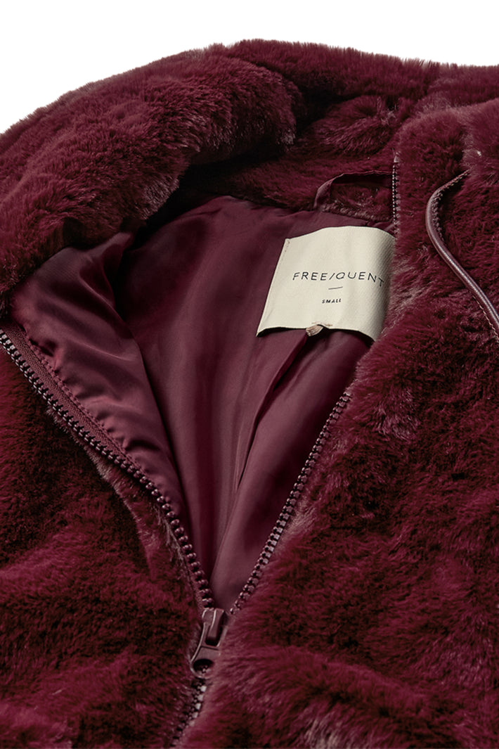 Lieve damesjasje van Freequent Fqfony Port Royale met casual pasvorm en zachte stof, getoond in een modieuze blauwe kleur.