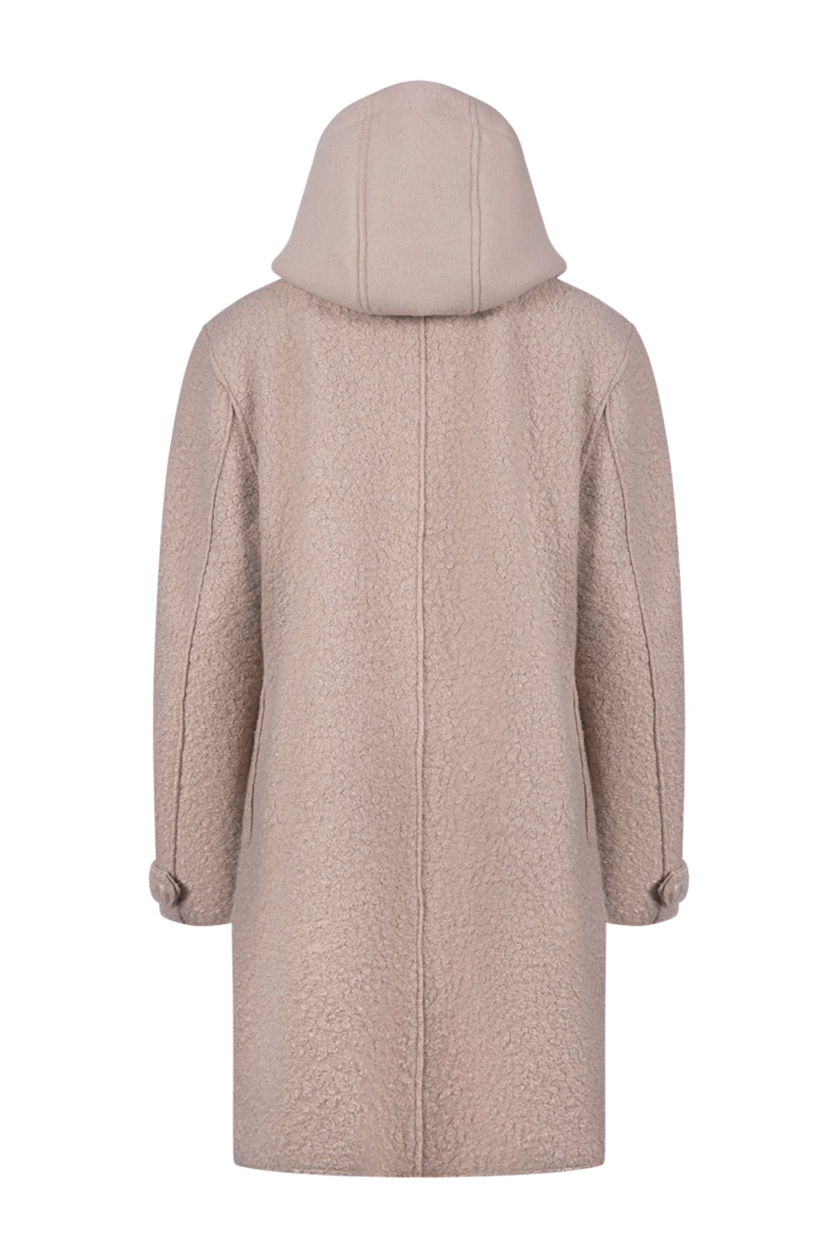Nukus Mirthe Boucle Sand jas met open kraag en lange mouwen, getoond op een model, modieus en geschikt voor koud weer