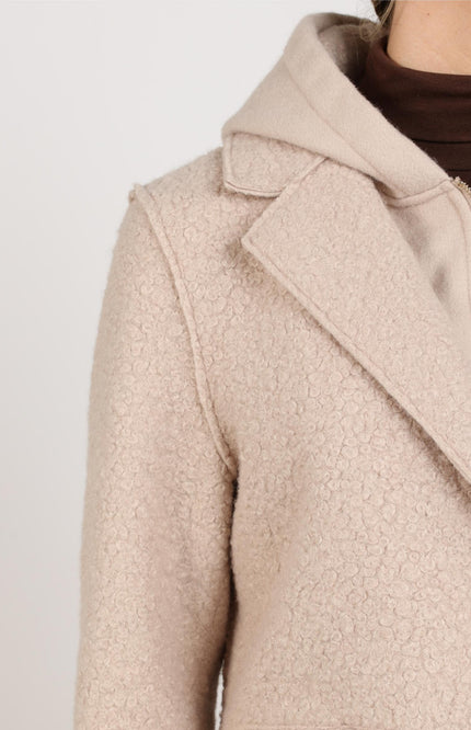 Jacket Mirthe Boucle Sand NKF12009