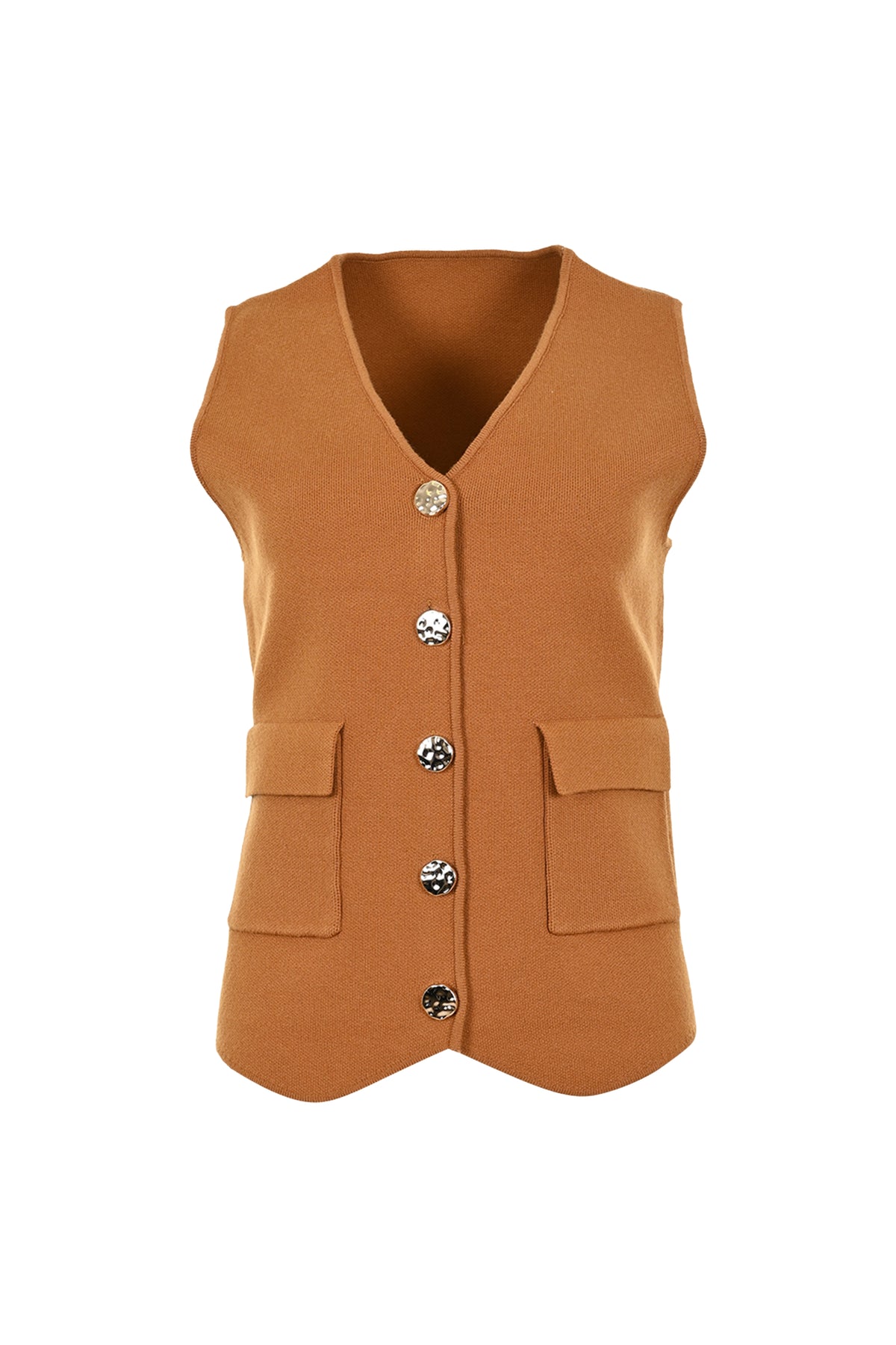 Lieve Pessie vest in appel-kaneel stijl, blauw met knopen, door Maicazz & Zizo op een model gedragen.