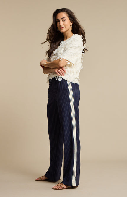 Red Button Top Fiona Fancy Frills Ecru SRB4847 Stretchshop.nl