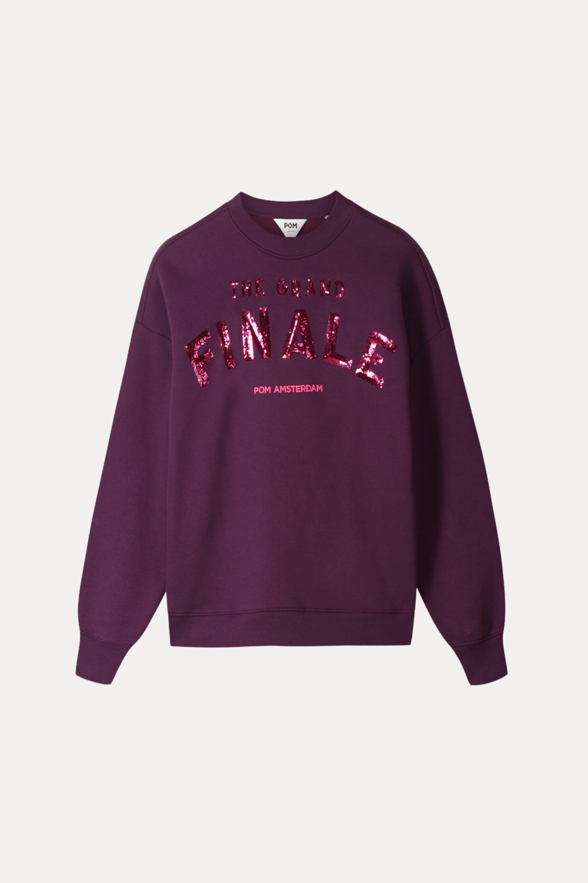 POM Amsterdam sweater Sophie The Grand Finale in paars, zachte knitwear met opvallende details, gedragen door een model.