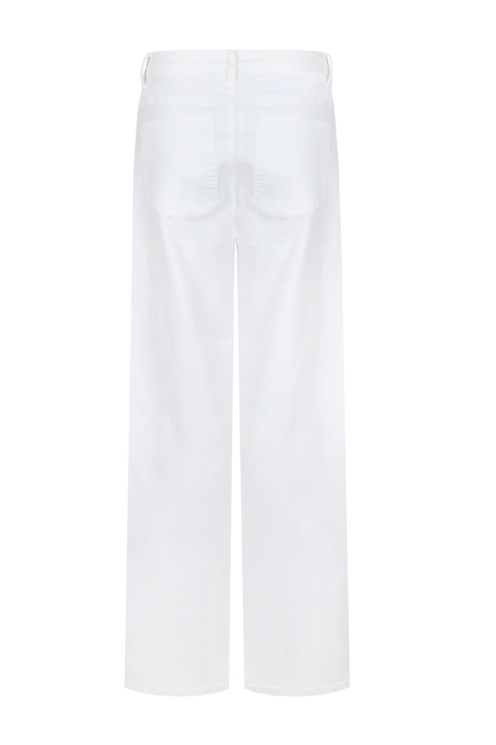 Ecru jeans van G-maxx met een strakke pasvorm en casual stijl, gedragen door een model.