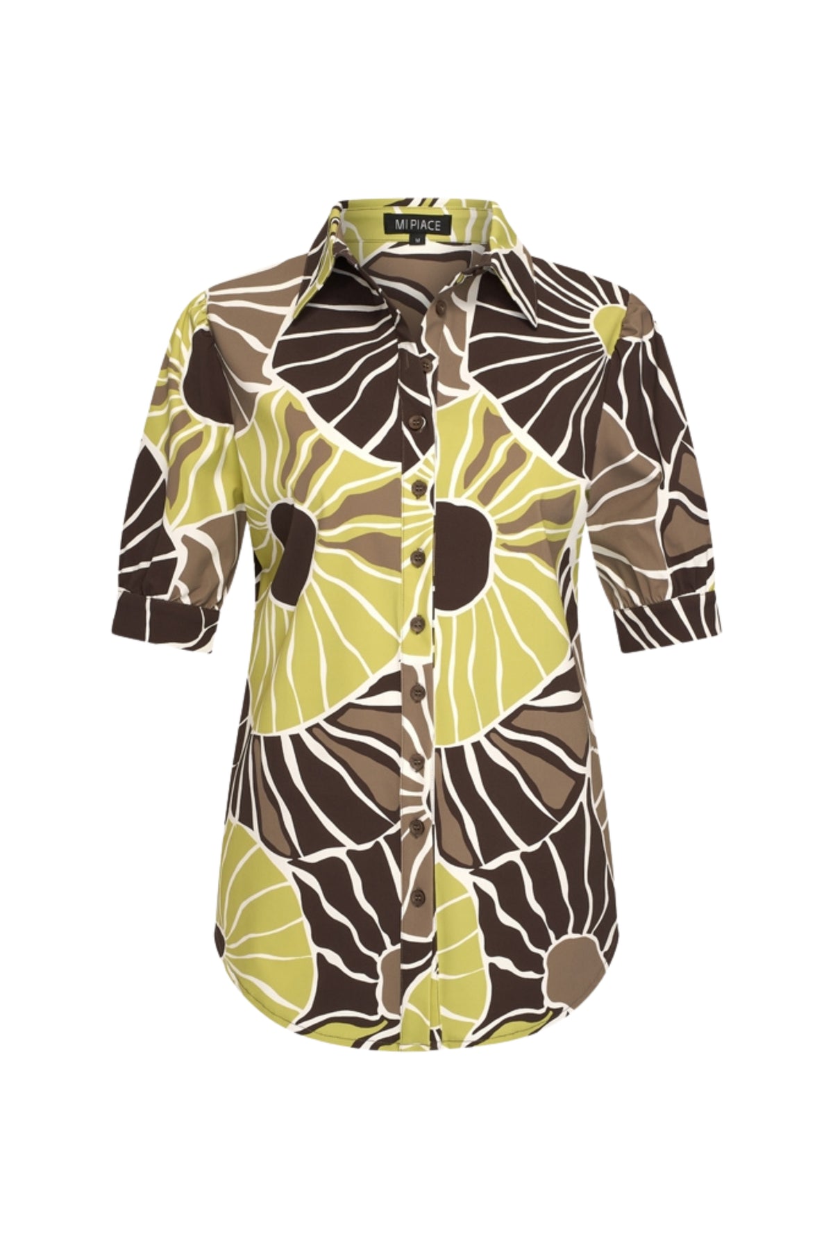 Zwart-witte reisblouse van Mi Piace met desert anemone en sweet pea print, korte mouwen en stijlvolle pasvorm.