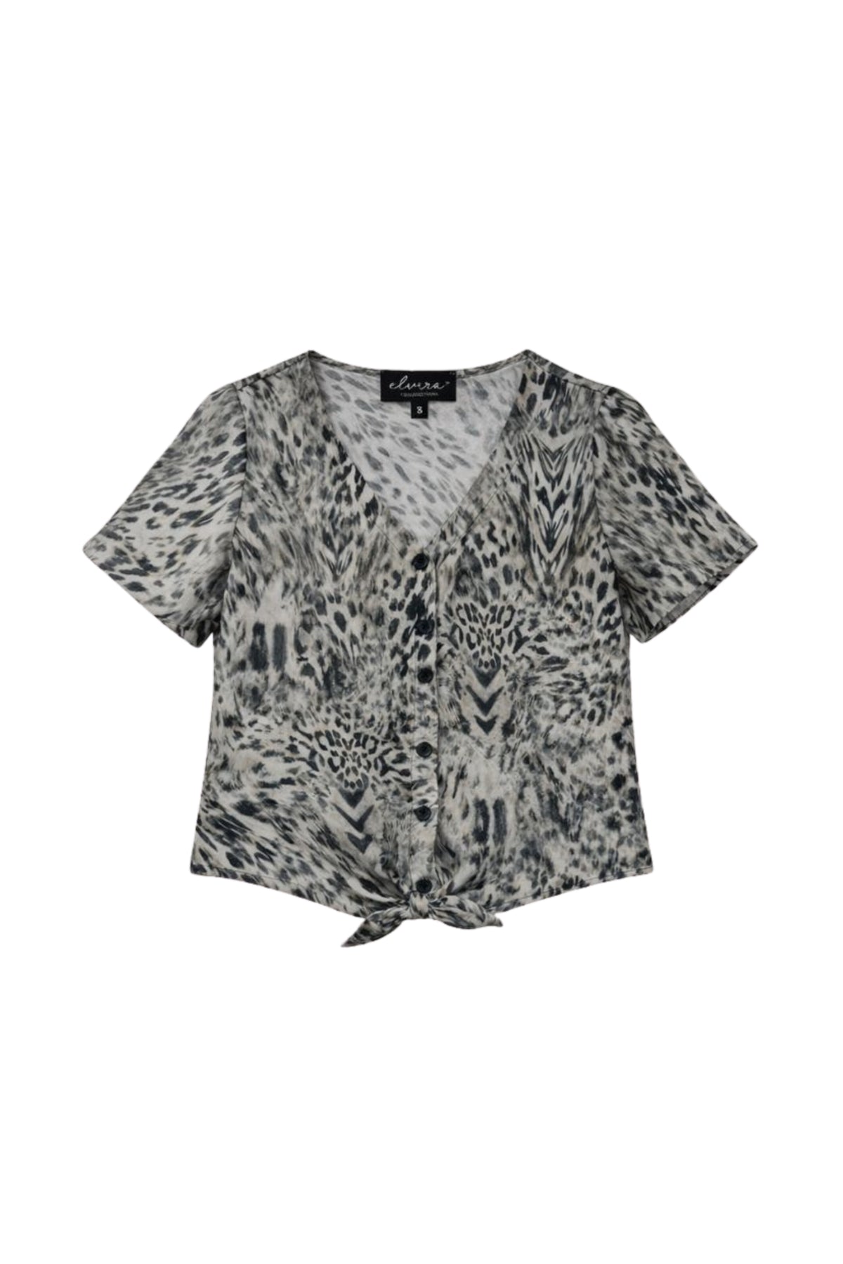 Elvira Casuals Dolce Animal blouse met dierenprint en knoopsluiting, getoond op een model.