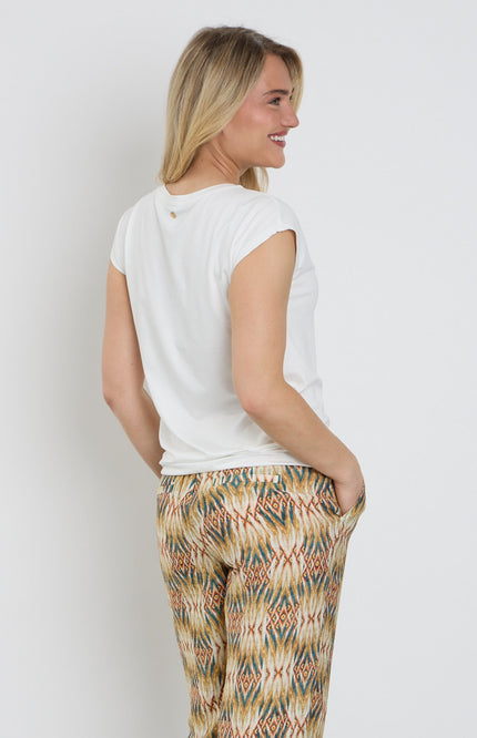 Elvira Casuals T-shirt Free Sprit Ecru Stretchshop.nl