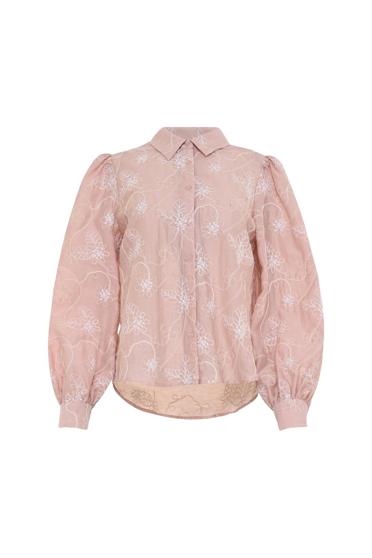 Roze blouse Vunny van Maicazz & Zizo, met zachte stof en elegante pasvorm, zichtbaar op model.