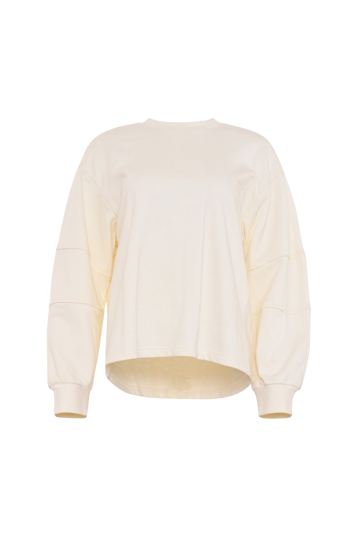 Offwhite Verlita sweater van Maicazz & Zizo, close-up van het zachte, gebreide materiaal en stijlvolle pasvorm.