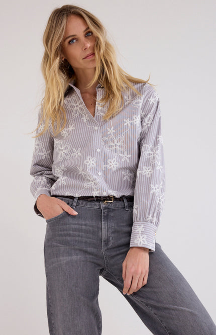 Blouse Embroiderd Rhinestones Chocolate C64-21-301