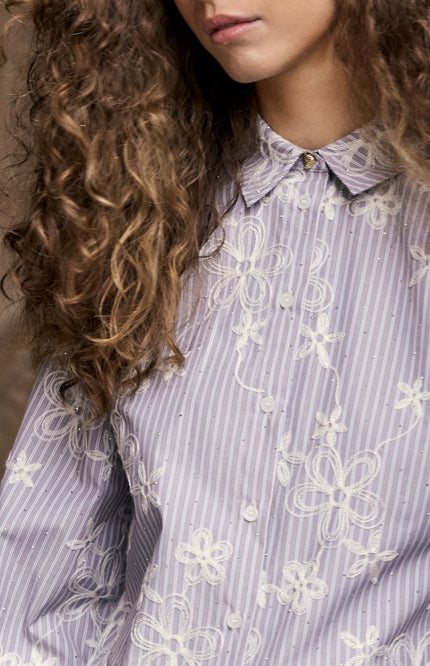 Blouse Embroiderd Rhinestones Chocolate C64-21-301