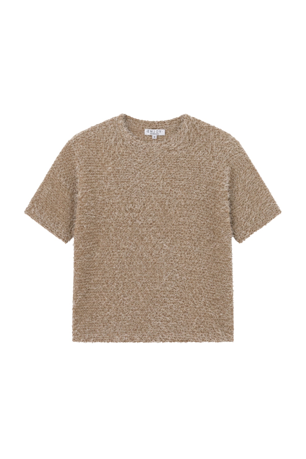 Fluffy taupe top van Enjoy, model Monique, met zachte textuur en losse pasvorm, zichtbaar op de afbeelding.