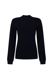 Zoso Kim Navy sweater met ronde hals en lange mouwen, gedragen door een model, op een lichte achtergrond.