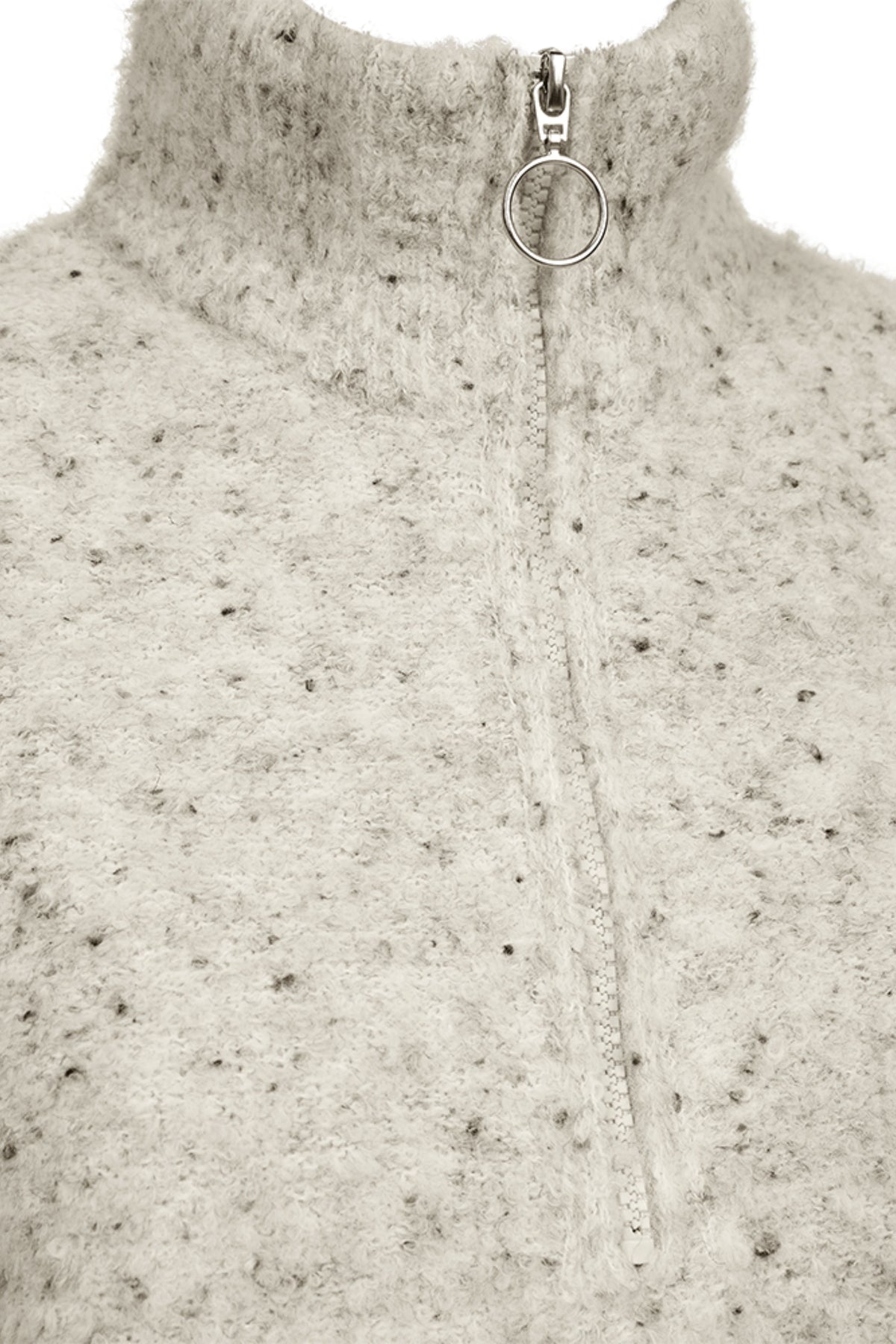 Freequent top Moonbeam Melange met zachte stof en kleurrijk patroon, close-up van de textuur en details van het kledingstuk.