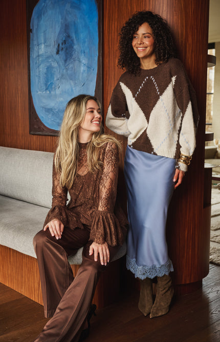 Blouse Trumpet Sleeve Lace Coffee W26.28708