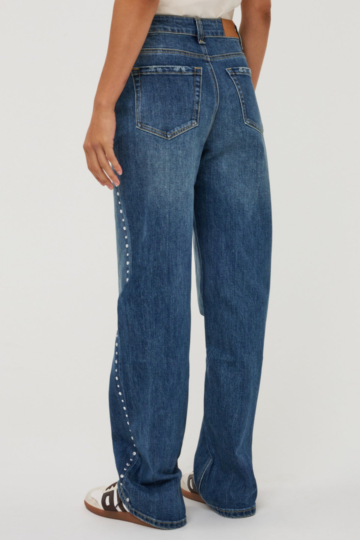 Donkerblauwe wijde jeans van EsQualo met rhinestones en denim, maat W26, voor een stijlvolle en comfortabele look.