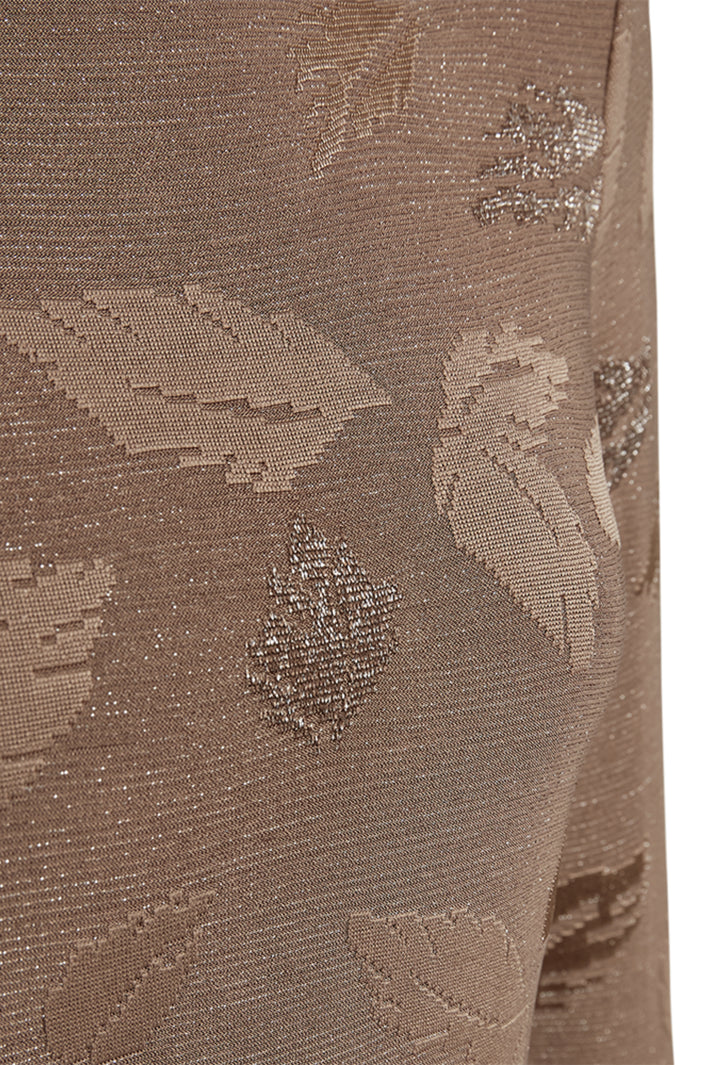 Taupe top van Freequent, model Fqisko Desert 212074, met een stijlvolle, casual uitstraling, geschikt voor dagelijks gebruik.
