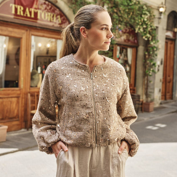 <h6><a href="/collections/nukus" title="Nukus">Stap stijlvol het nieuwe seizoen in ></a></h6>